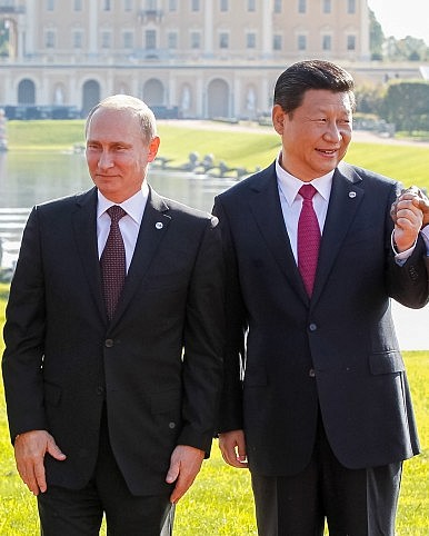 China Backs Russia on Ukraine