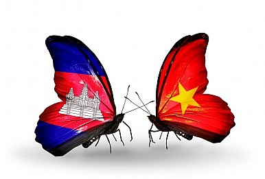 Cambodia, Vietnam Vow to Boost Bilateral Ties