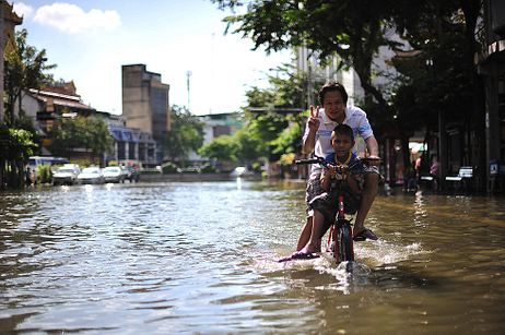 Bangkok’s Flooding Nightmare Bangkok’s Flooding Nightmare
