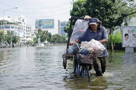 Bangkok’s Flooding Nightmare Bangkok’s Flooding Nightmare