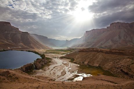 The incredible natural beauty of the Band-e-Amir lakes The incredible natural beauty of the Band-e-Amir lakes