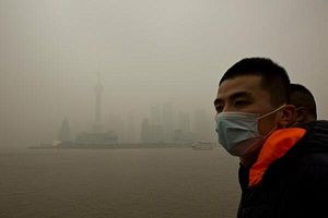 After Shanghai Disappears Under a Blanket of Smog, State Media Touts It as a “Defensive Advantage”