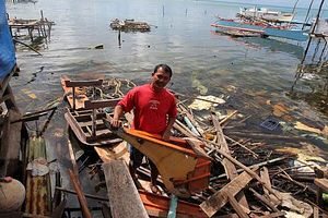 15,000 Donated Boats to Replace Those Lost in Philippine Super Typhoon