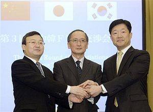 China-Japan-South Korea Hold FTA Talks Despite Political Tension