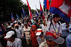 Can Cambodian Deal End Year-Long Standoff?