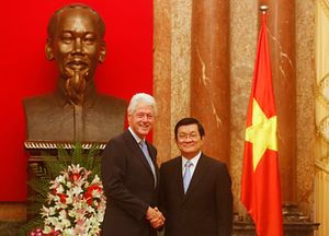 Bill Clinton Slams Beijing on South China Sea