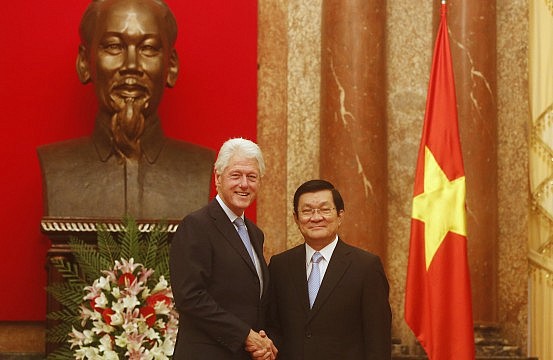 Bill Clinton Slams Beijing on South China Sea | The Diplomat