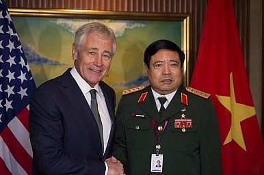 United States Lifts Vietnam Arms Embargo (With a Catch)