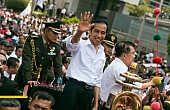 Indonesia Election Race Heats Up with Social Media War