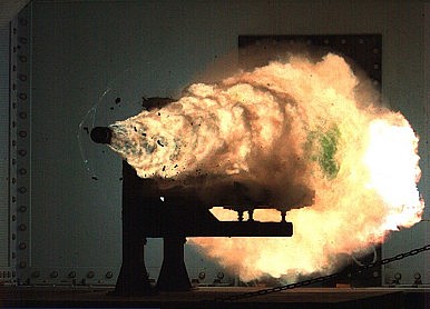 US Navy’s Deadly New Gun Won’t Be Ready for Some Time