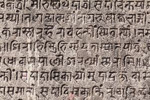 Why India Shouldn&#8217;t Move Away From the Hindi Script