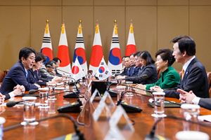 Japan, South Korea Reach Agreement on &#8216;Comfort Women&#8217;