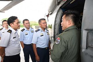 Brunei’s New Air Force Commander Visits Singapore