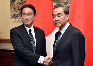 China Urges Japan Not to Intervene in South China Sea
