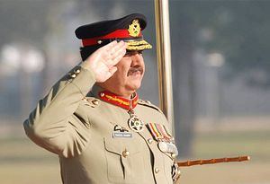 Pakistan&#8217;s Ex-Army Chief to Head Saudi-Led Islamic Military Alliance