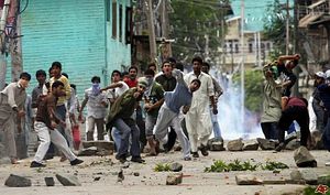 Kashmir: Killing Militants Won&#8217;t Kill Militancy