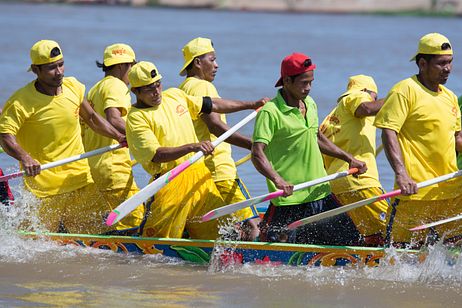 Cambodia&#8217;s Dragon Boat Races