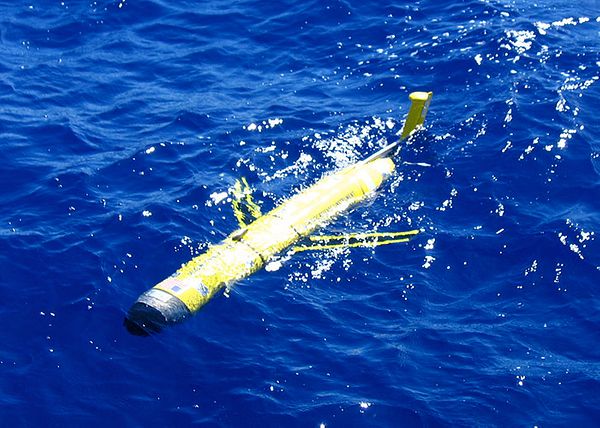 US says Navy underwater drone stolen by Chinese warship