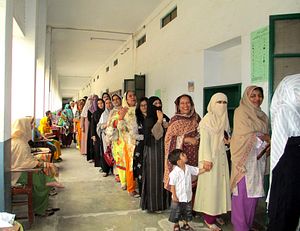 Pakistan&#8217;s Election Scramble Begins