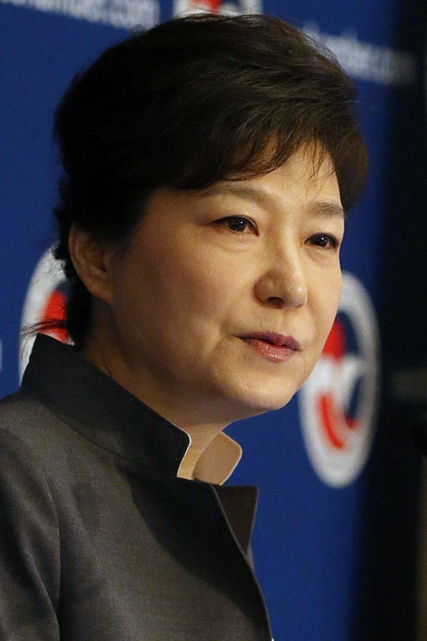 South Korea S Supreme Court Upholds Year Sentence For Former Pres Park Geun Hye The Diplomat