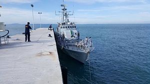 Malaysia Deploys First Warship to New Naval Base Near Disputed Island
