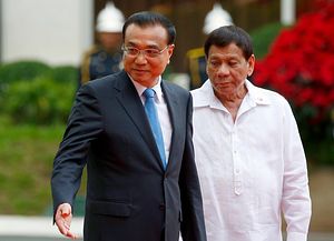 Chinese Premier: China-Philippines Relations as Warm as Manila’s Weather