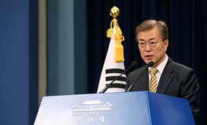 South Korea’s Moon Denounces Japanese Comments Over Sanctions