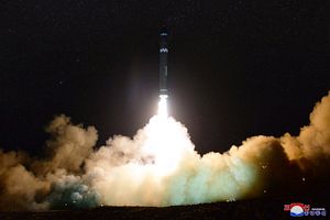 The Hwasong-15: The Anatomy of North Korea&#8217;s New ICBM