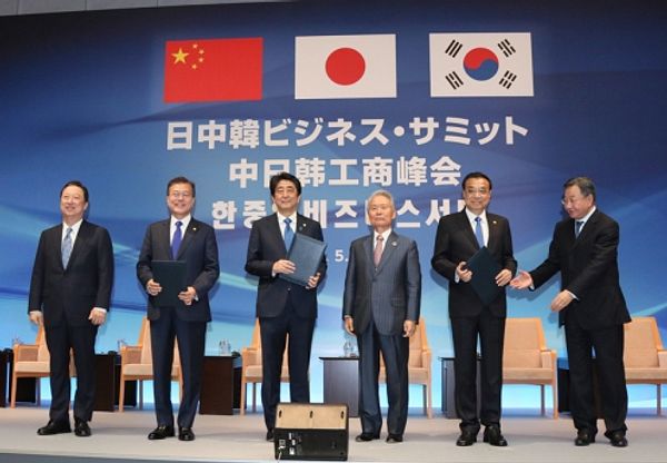 China Japan South Korea Trilateral Finally Meets Again The Diplomat