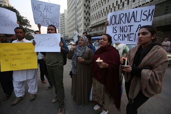 The Plight of Pakistan's Journalists – The Diplomat