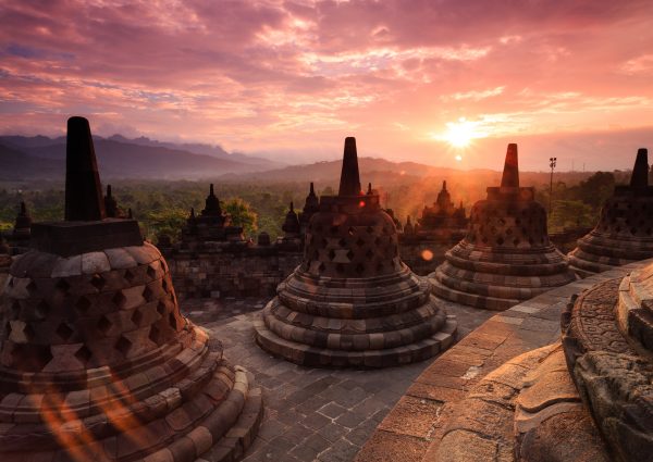 Indonesias tourism sector indicates strong expansion