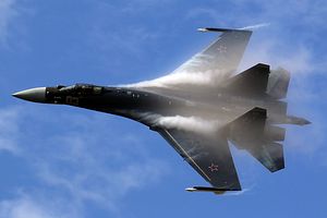 Russia Confirms Delivery of 10 Su-35 Fighter Jets to China by Year’s End