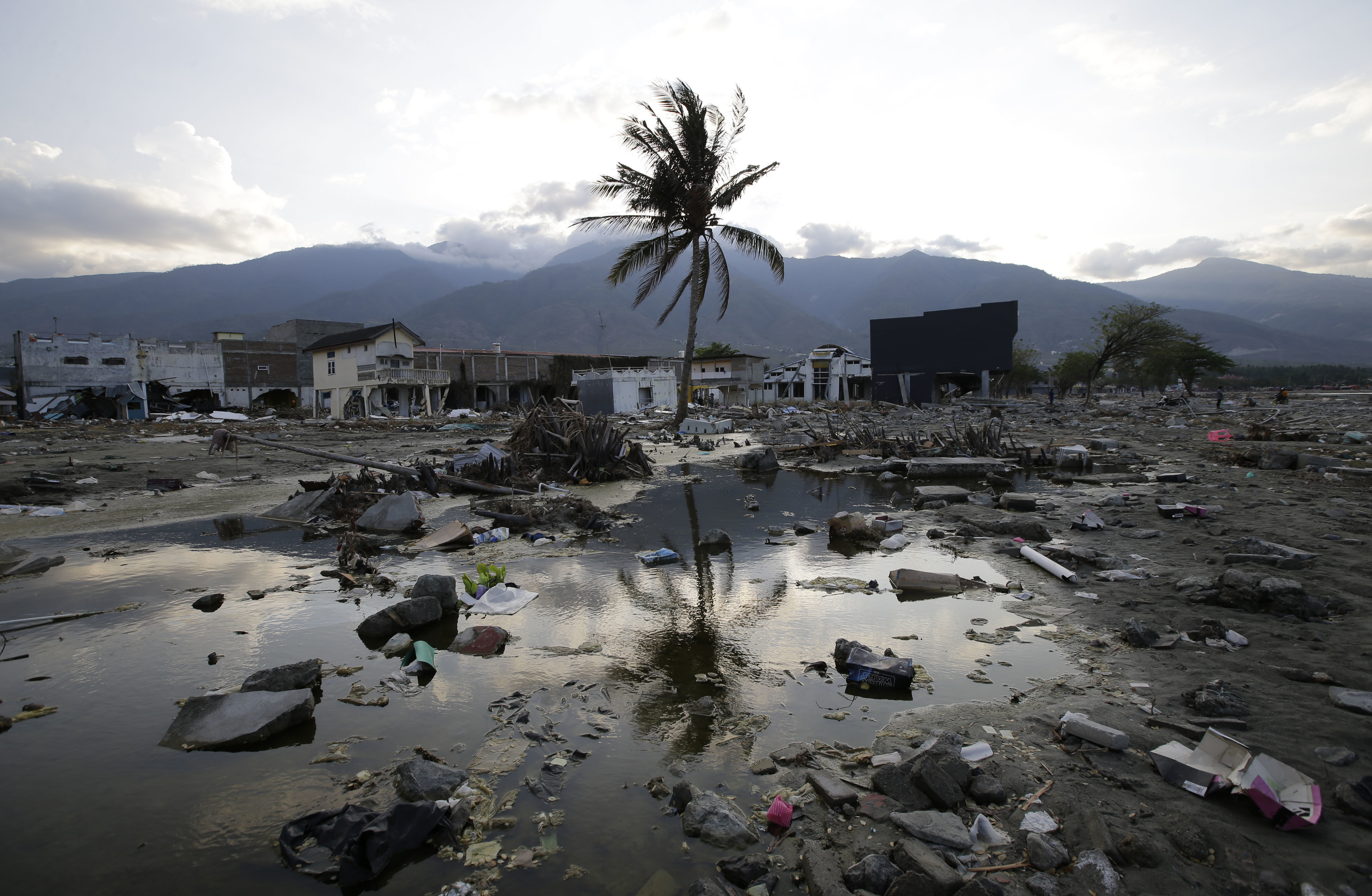 цунами в индонезии