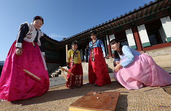 South Korea’s 2 New Year Celebrations | The Diplomat