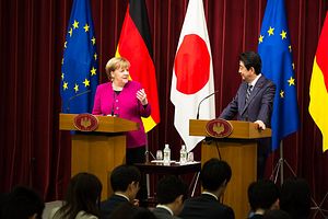 Brexit on the Brain as Germany’s Chancellor Comes to Japan