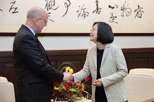 High-Level US Visits to Taiwan Mark 40 Years of Unofficial Ties