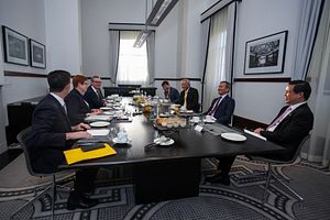 Joint Ministerial Meeting Puts Australia-Singapore Defense Ties in Focus