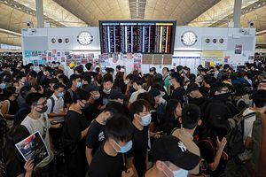 Hong Kong Airport Shuts Down Amid Pro-Democracy Protest