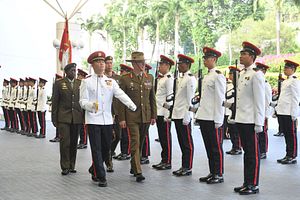 Army Chief Introductory Visit Puts the Focus on Singapore-Australia Military Ties