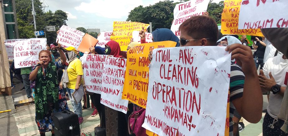 Swept Aside, Where Are the Philippines’ Street Vendors to Go? – The