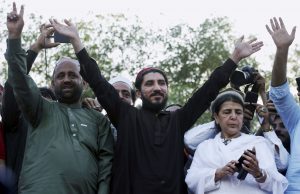 Pakistan Arrests Human Rights Leader Who Criticized Army