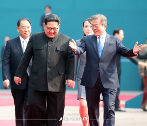 Moon and Kim Exchange Letters Amid Frozen Inter-Korea Relations