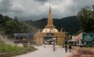 Laos Opens Fast-Track Service for Chinese Travelers