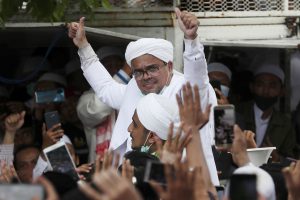 Firebrand Indonesian Cleric Returns From 3-year Saudi Exile
