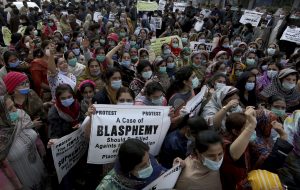 Pakistan Arrests 24 People Over Demolishing of Hindu Temple