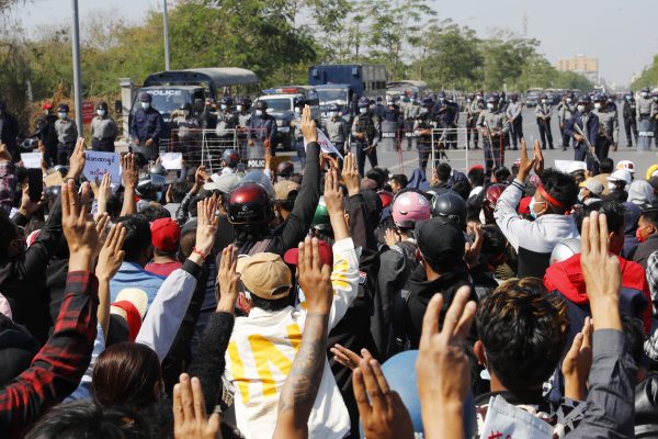 Police In Myanmar Crack Down On Crowds Defying Protest Ban The Diplomat