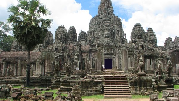 Journey to the East: The Hindu-Buddhist Making of Southeast Asia – The ...