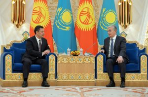 Krisis Kazakhstan: Pemandangan Dari Kirgistan
