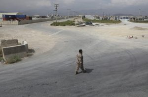 US Left Afghan Airfield at Night, Didn&#8217;t Tell New Commander