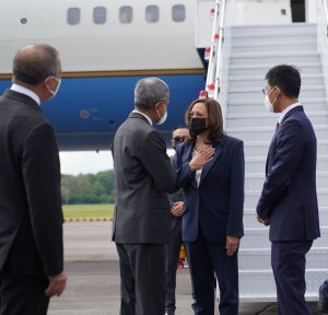Harris Meets With Singapore Officials to Begin Asia Visit